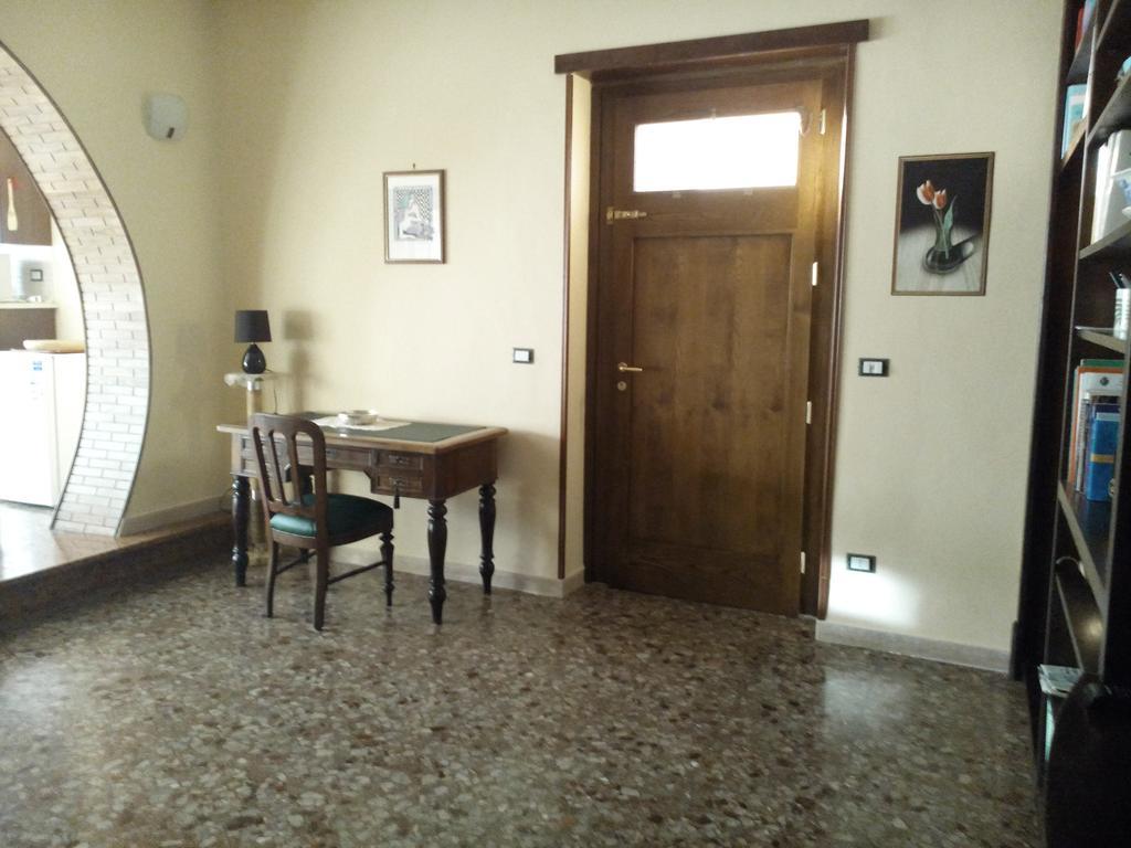 B&B A Casa Di Nonna Fondi Exterior photo